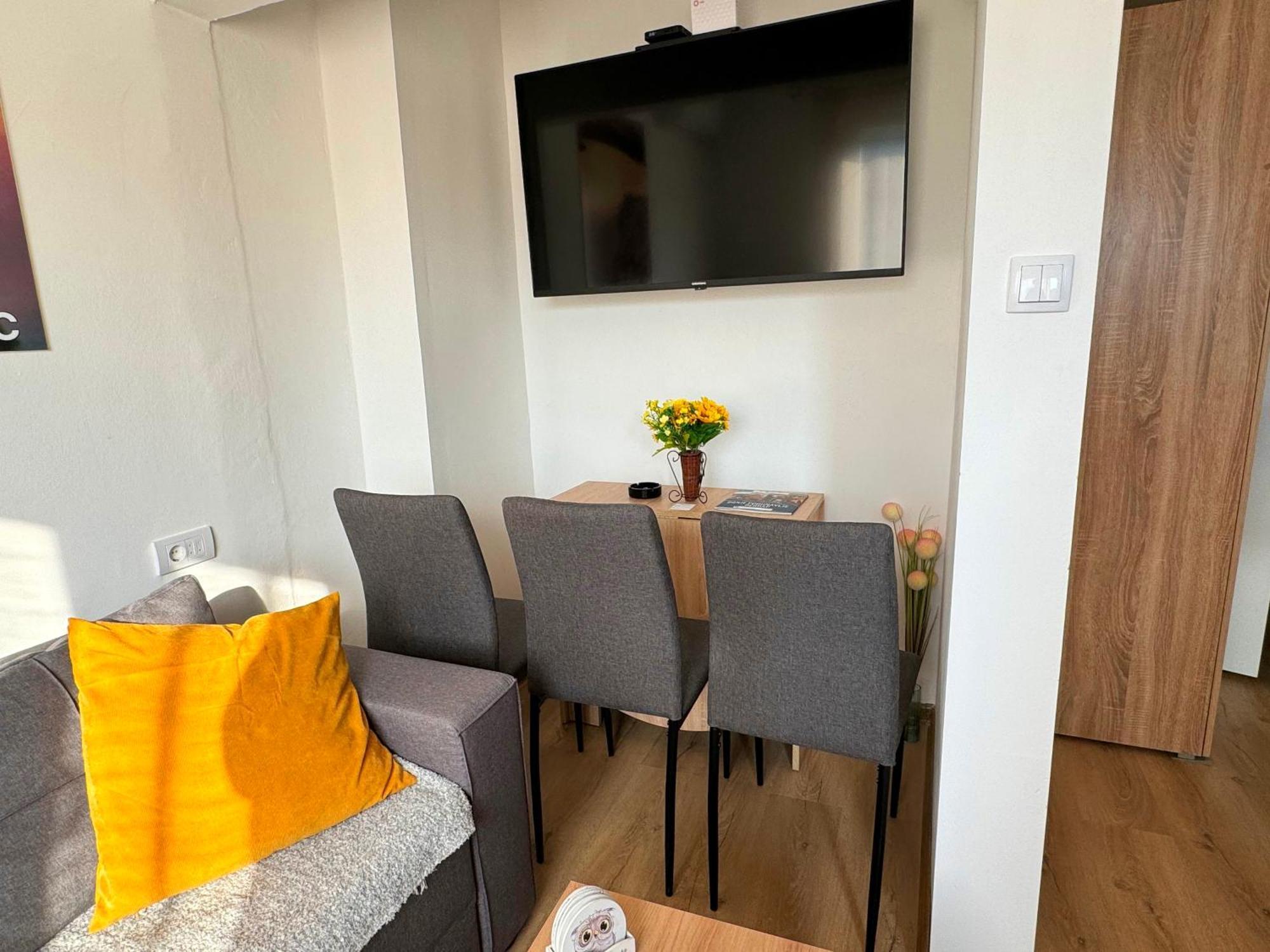 Vuk Apartman دونيي ميلانوفاتس المظهر الخارجي الصورة